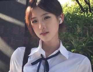 秀人网 - 油亮写真合集来袭！观看韩珊珊带你踏上一段美丽的视觉之旅吧！.txt