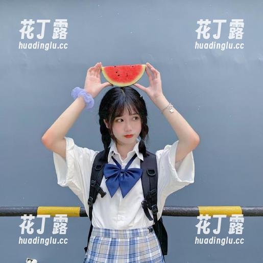秀人网-麦田 秀人网 - 最新原创:麦田双人写真原图,捕捉生活中的真实与温暖.txt