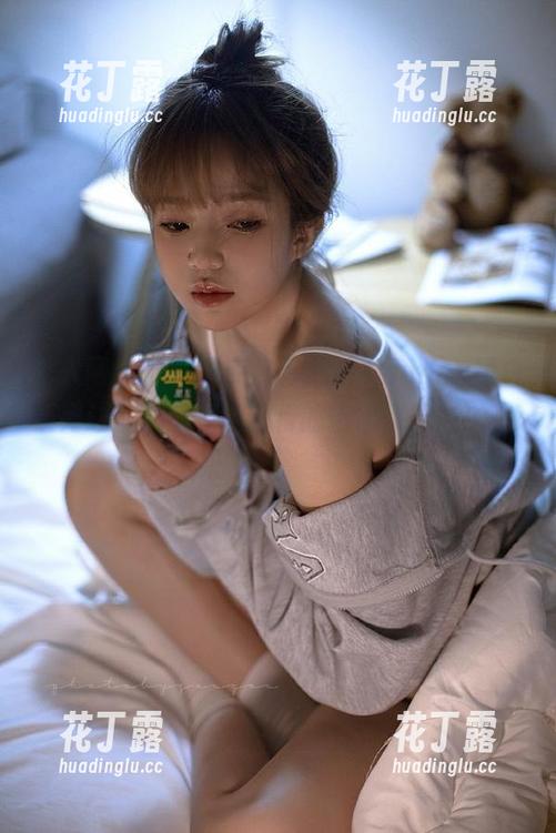 秀人网-龙女sunny 秀人网 - 最新图库热荐,龙女sunny黑白系列让你沉醉在她独特的艺术氛围中!.txt