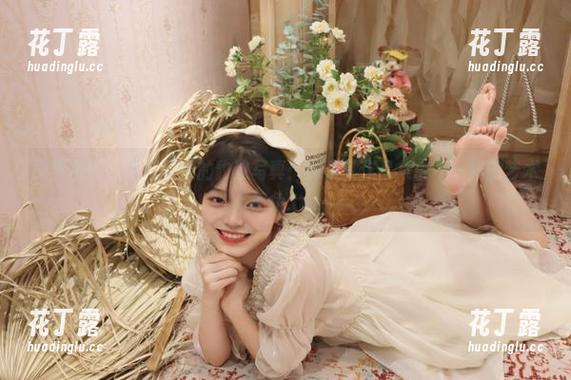 绮梦摄影 - 走近章章的豹纹写真：探索其作品集中不一样的艺术视角.txt