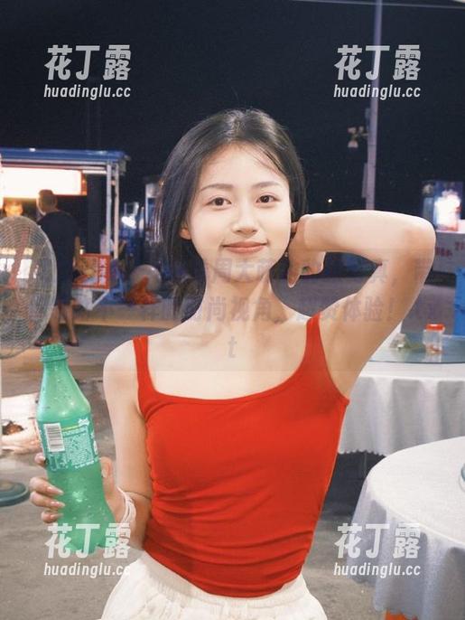 花漾show-周大萌 花漾show - 观看周大萌的豹纹写真,带你领略不一样的时尚视角,超赞体验!.txt
