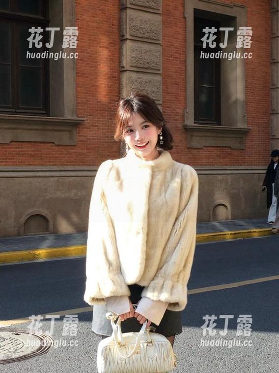 花漾show - 在线解锁张思允Nice长腿的精彩，原图为你展示绝美的照片瞬间！.txt