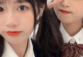 花漾show - 果儿Victoria带来全新牛仔裤写真作品，时尚更新等你来发现！.txt