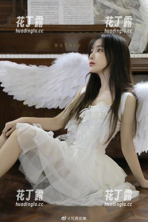 花漾show - 白茹雪Abby花嫁写真高清图库，大气优雅之美尽在其中.txt