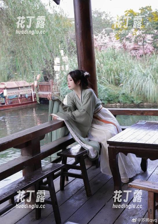 惊艳！苏嫣qvq肉丝写真照片免费分享，快来看看她的独特风格！.txt