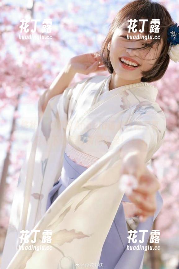 蜜桃社-安琪拉Angela 蜜桃社 - 安琪拉Angela清新白裙写真,轻松下载美丽瞬间记录!.txt