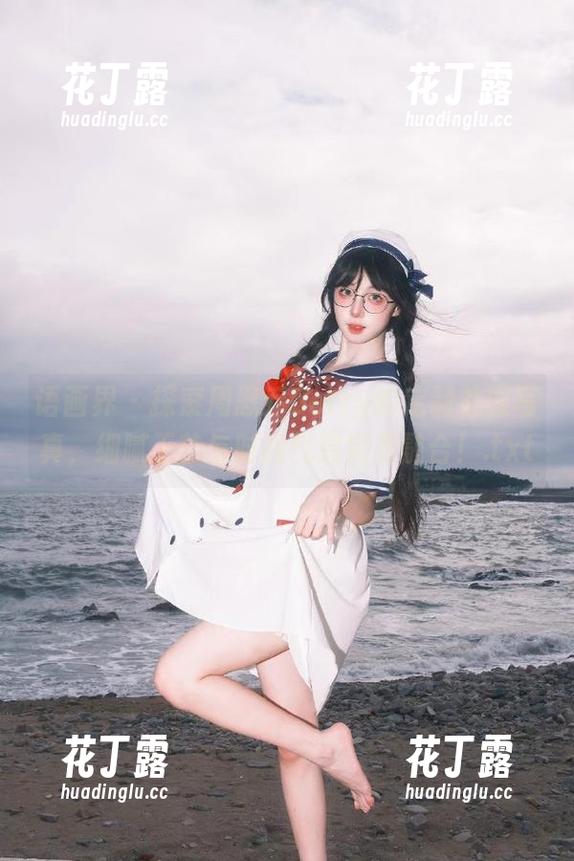 语画界-周思乔Betty 语画界 - 探索周思乔Betty的定制礼服写真,细腻工艺与时尚气息完美融合!.txt