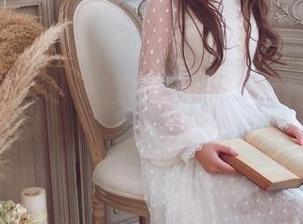 过期米线线喵户外高清写真套图，记录每一次心动与感动的瞬间.txt