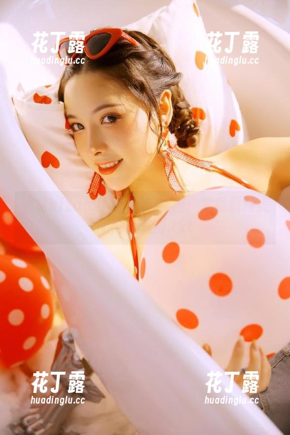 铭铭kizami陪你玩转美图：发掘最精美的宅女资源.txt