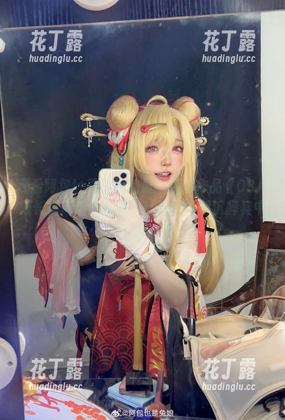 观看阿包也是兔娘的最新摄影作品《03月舰长崔斯坦二破》，让我们一起沉醉其中！.txt