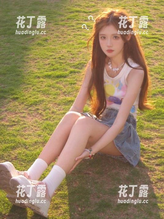 阿色 微密圈 - 感受阿色的生日魔力:最新更新的绚丽写真图片特辑.txt