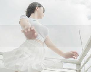 阿薰kaOri短裤写真超赞，立即网盘下载，开启你的治愈之旅！.txt