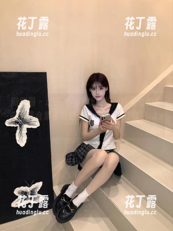 陈佩奇 微密圈 - 让艺术与梦境交织,陈佩奇的黑白写真合集资源助你开启视觉新旅程!.txt