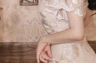 韶陌陌私房写真合集：与你分享她和女友的独特魅力.txt