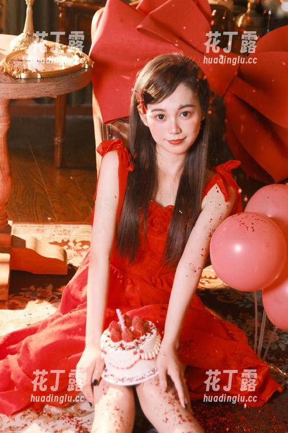 风之领域带你领略《纤细的小长腿》的动人写真图片.txt